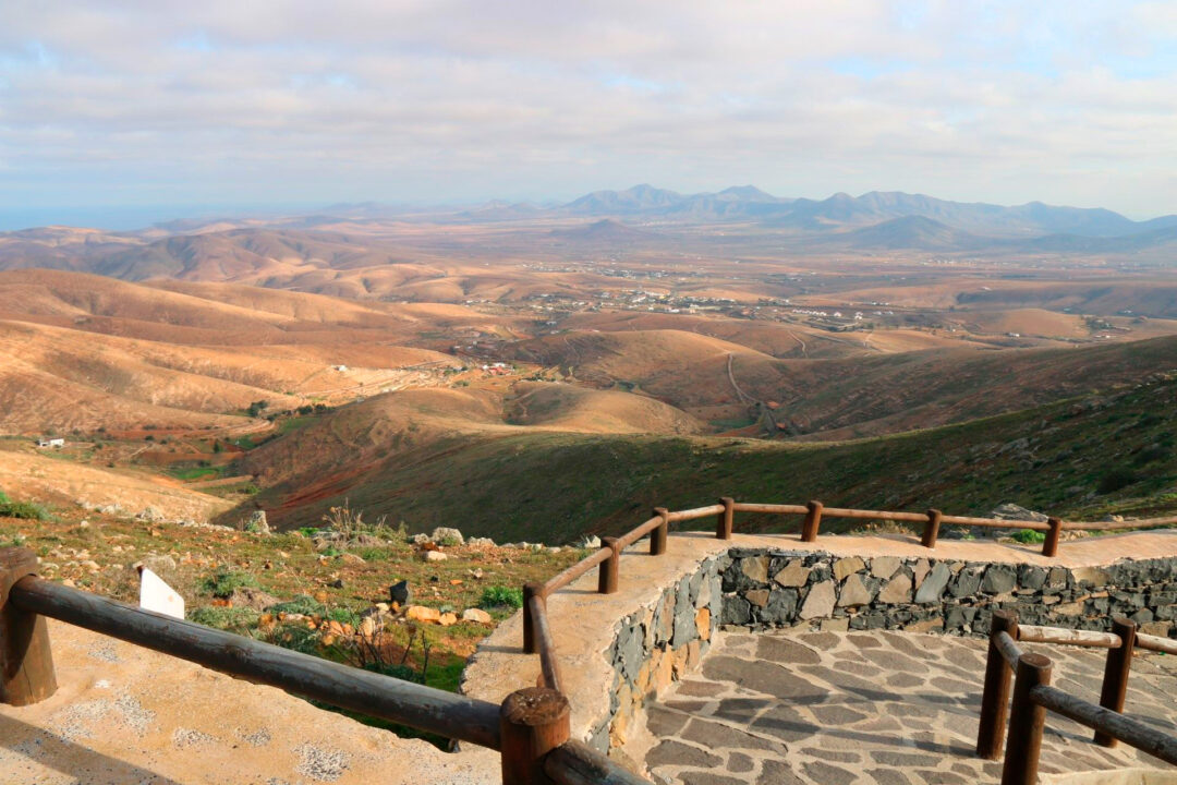 Mejora y rehabilitación de senderos y miradores de Fuerteventura